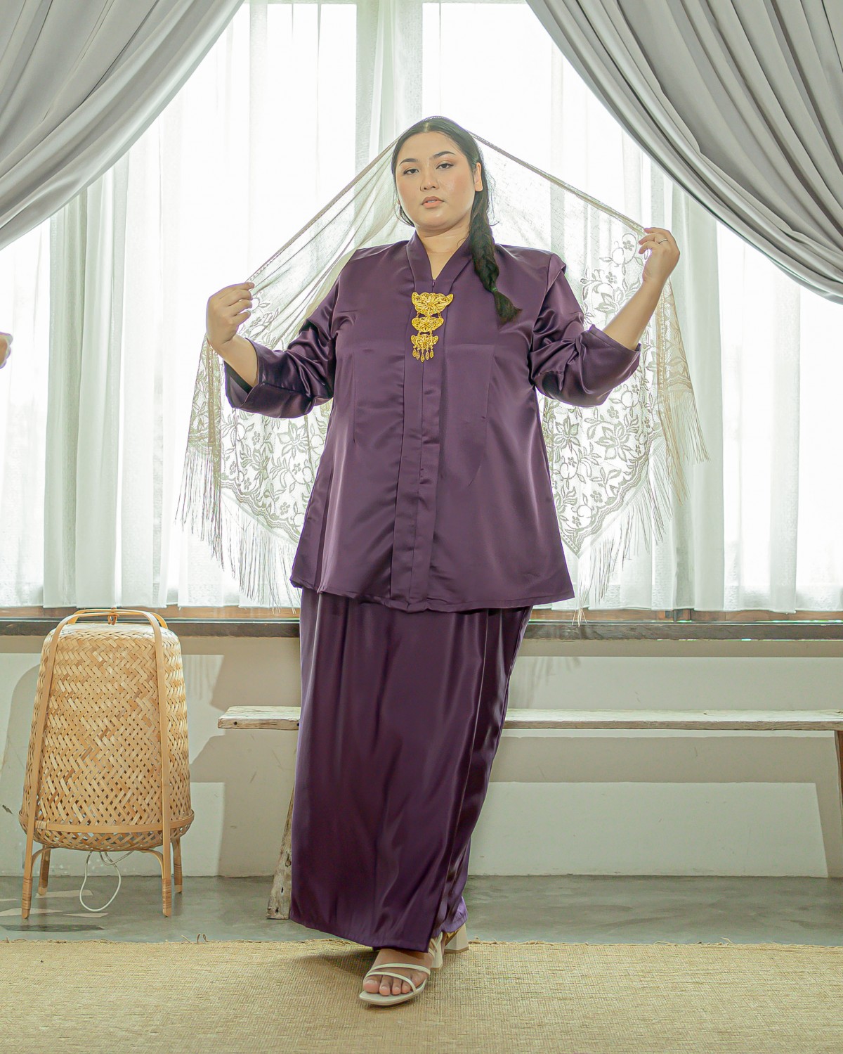 Ewan Rokeah Kebaya (Purple)
